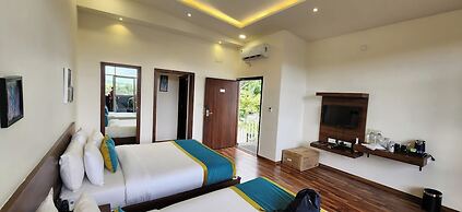 Bindiga Peak Resorts