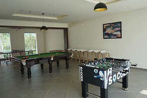 Bindiga Peak Resorts