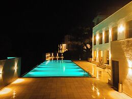 Bindiga Peak Resorts