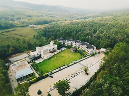 Bindiga Peak Resorts