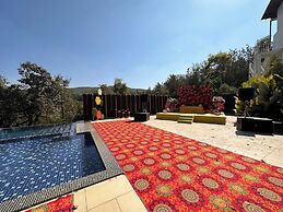 Bindiga Peak Resorts