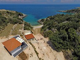 Mikro Nisi Studios & Apartments