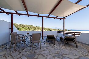 Mikro Nisi Studios & Apartments