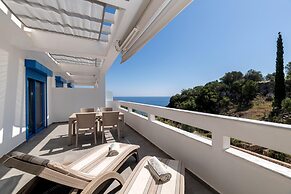 Mikro Nisi Studios & Apartments