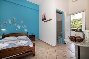 Mikro Nisi Studios & Apartments