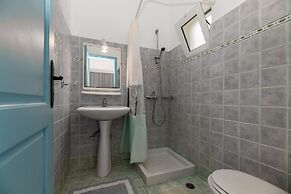 Mikro Nisi Studios & Apartments