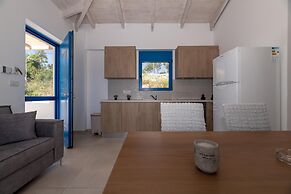 Mikro Nisi Studios & Apartments