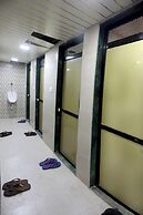 Mango Goregaon Hostel & PG