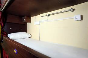 Mango Goregaon Hostel & PG