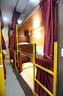 Mango Goregaon Hostel & PG