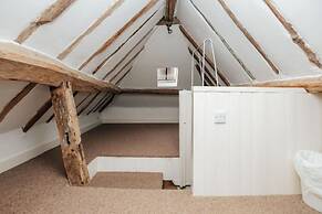 Hunts Cottage - Pet Friendly - From 200 Per Night