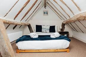 Hunts Cottage - Pet Friendly - From 200 Per Night