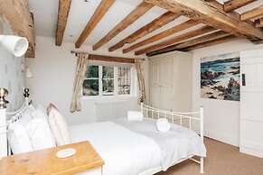 Hunts Cottage - Pet Friendly - From 200 Per Night