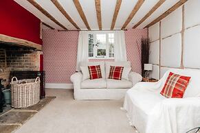 Hunts Cottage - Pet Friendly - From 200 Per Night