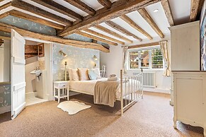 Hunts Cottage - Pet Friendly - From 200 Per Night