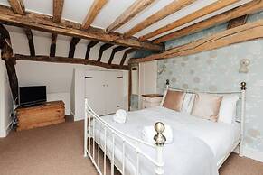 Hunts Cottage - Pet Friendly - From 200 Per Night