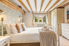 Hunts Cottage - Pet Friendly - From 200 Per Night