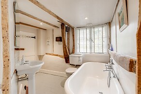 Hunts Cottage - Pet Friendly - From 200 Per Night