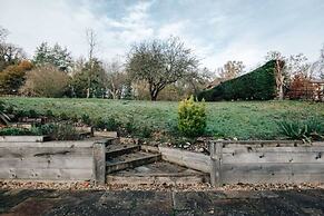 Hunts Cottage - Pet Friendly - From 200 Per Night