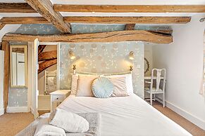 Hunts Cottage - Pet Friendly - From 200 Per Night