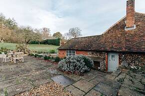 Hunts Cottage - Pet Friendly - From 200 Per Night