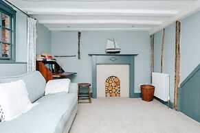 Hunts Cottage - Pet Friendly - From 200 Per Night