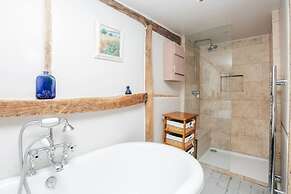 Hunts Cottage - Pet Friendly - From 200 Per Night