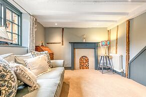Hunts Cottage - Pet Friendly - From 200 Per Night