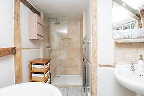 Hunts Cottage - Pet Friendly - From 200 Per Night