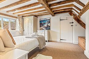 Hunts Cottage - Pet Friendly - From 200 Per Night