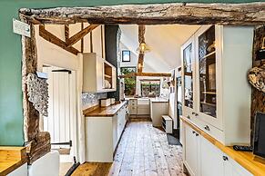 Hunts Cottage - Pet Friendly - From 200 Per Night