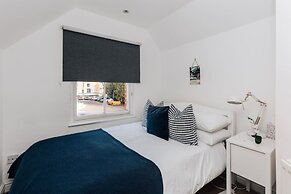 Rose Cottage - Central Henley - From 140 Per Night