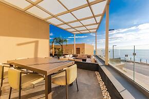Seaside Retreat Green Coast