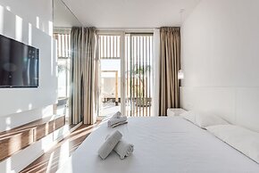Seaside Retreat Green Coast