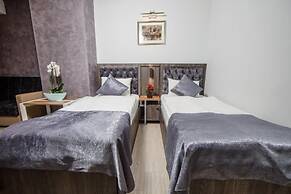 Passage Antique Hotel