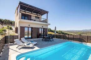Brand new luxury Villa Dafne Heated pool