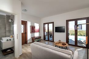 Brand new luxury Villa Dafne Heated pool