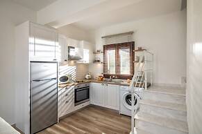 Brand new luxury Villa Dafne Heated pool