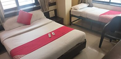 Hotel Palkhi