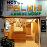 Hotel Palkhi