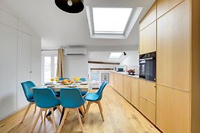 Cozy & Elegant Retreat Near Notre-Dame