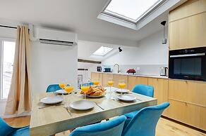 Cozy & Elegant Retreat Near Notre-Dame