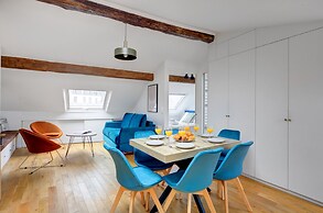 Cozy & Elegant Retreat Near Notre-Dame