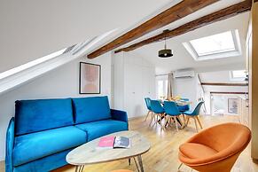 Cozy & Elegant Retreat Near Notre-Dame