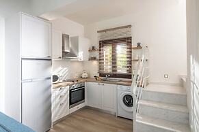 Villa Plyto Amazing views Heated pool