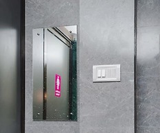 Golden Sands Dormitory & Single AC Rooms