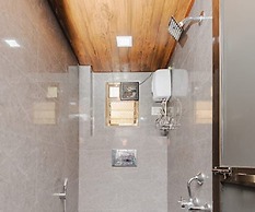 Golden Sands Dormitory & Single AC Rooms