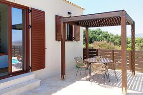 Romance at Villa Dionysos w heated pool