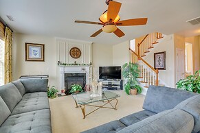10 Mi to Dtwn Greensboro: Family Gem w/ Yard