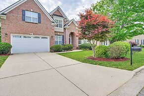 10 Mi to Dtwn Greensboro: Family Gem w/ Yard